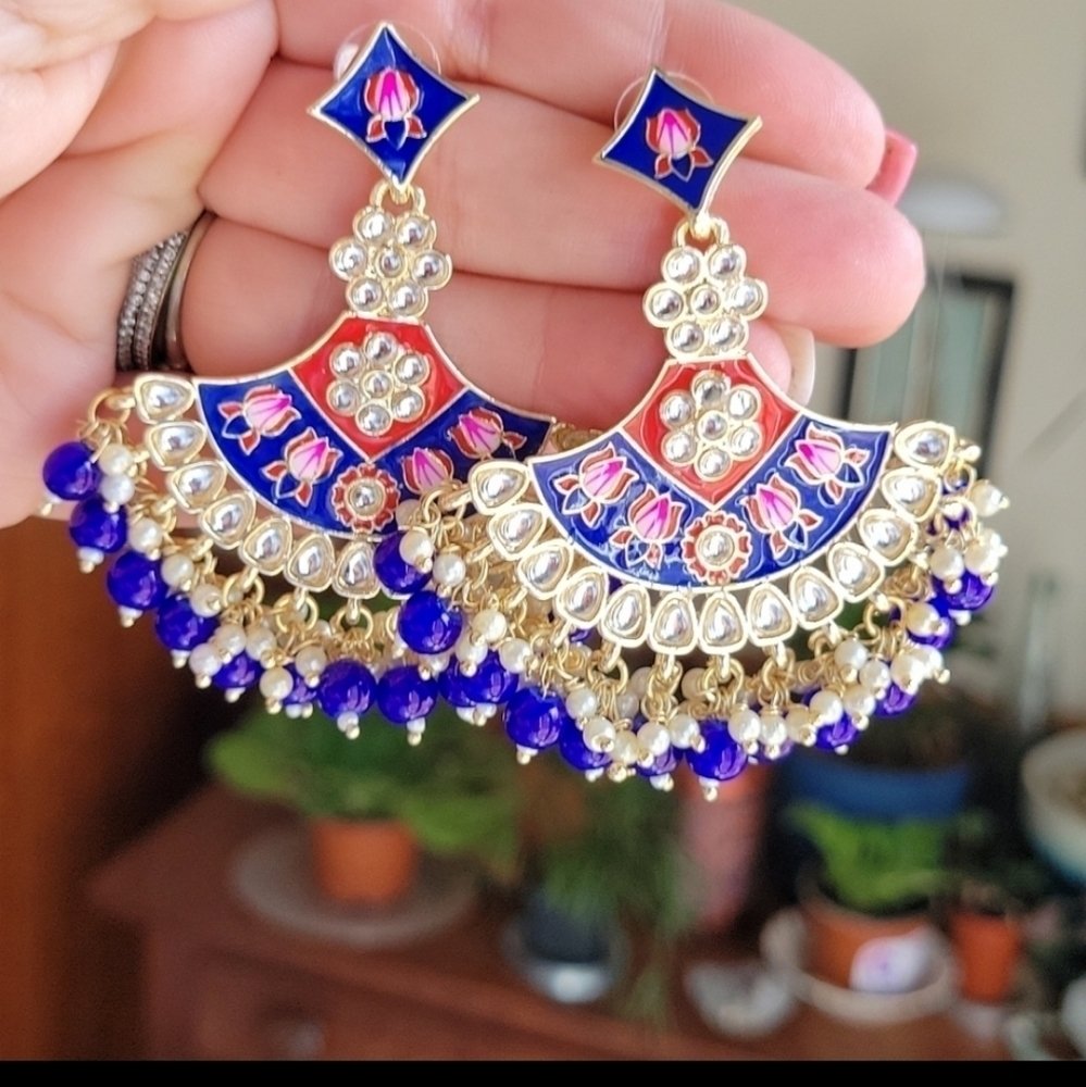 🔥LAST PAIR🔥 Jhumka Bead Embellished Luxury Chandelier Earrings - Picture 5 of 8